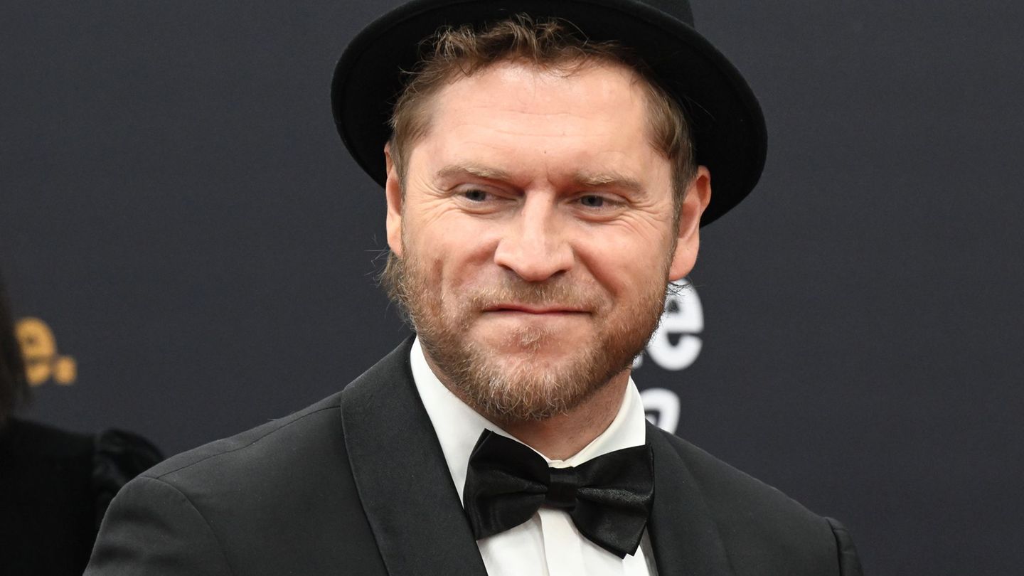 Ein richtig eingestellter Duschkopf - für Johannes Oerding das A und O. Foto: Felix Hörhager/dpa