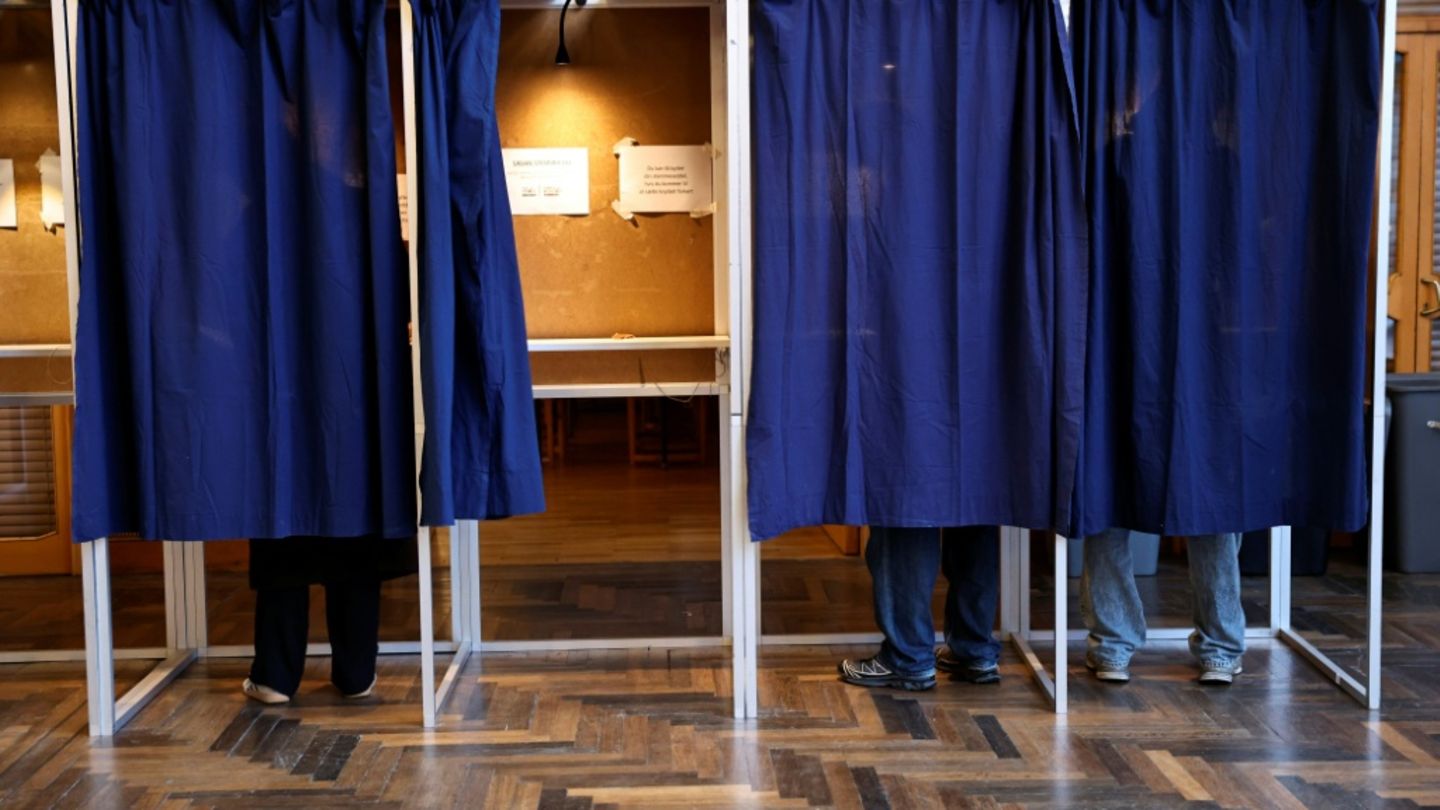 Frederiksen will weiter regieren: Vorgezogene Parlamentswahl in Dänemark begonnen