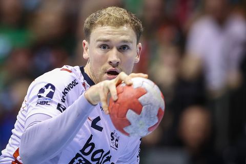 Simon Pytlick wechselt spätestens 2027 von der SG Flensburg-Handewitt zu den Füchsen Berlin. (Archivbild) Foto: Ronny Hartmann/d