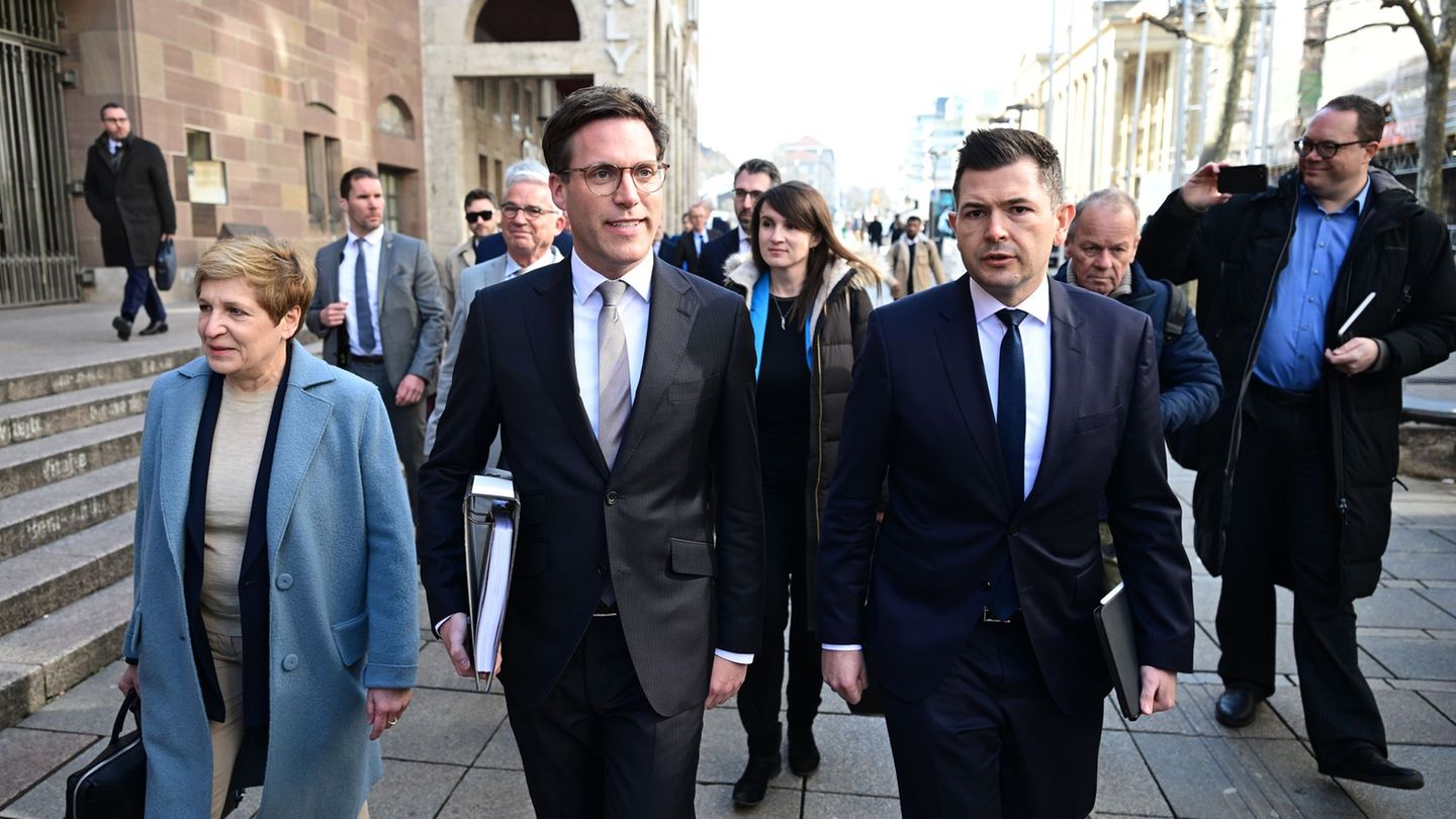 Regierungsbildung im Südwesten: Grüne und CDU sprechen über neue Koalition im Südwesten