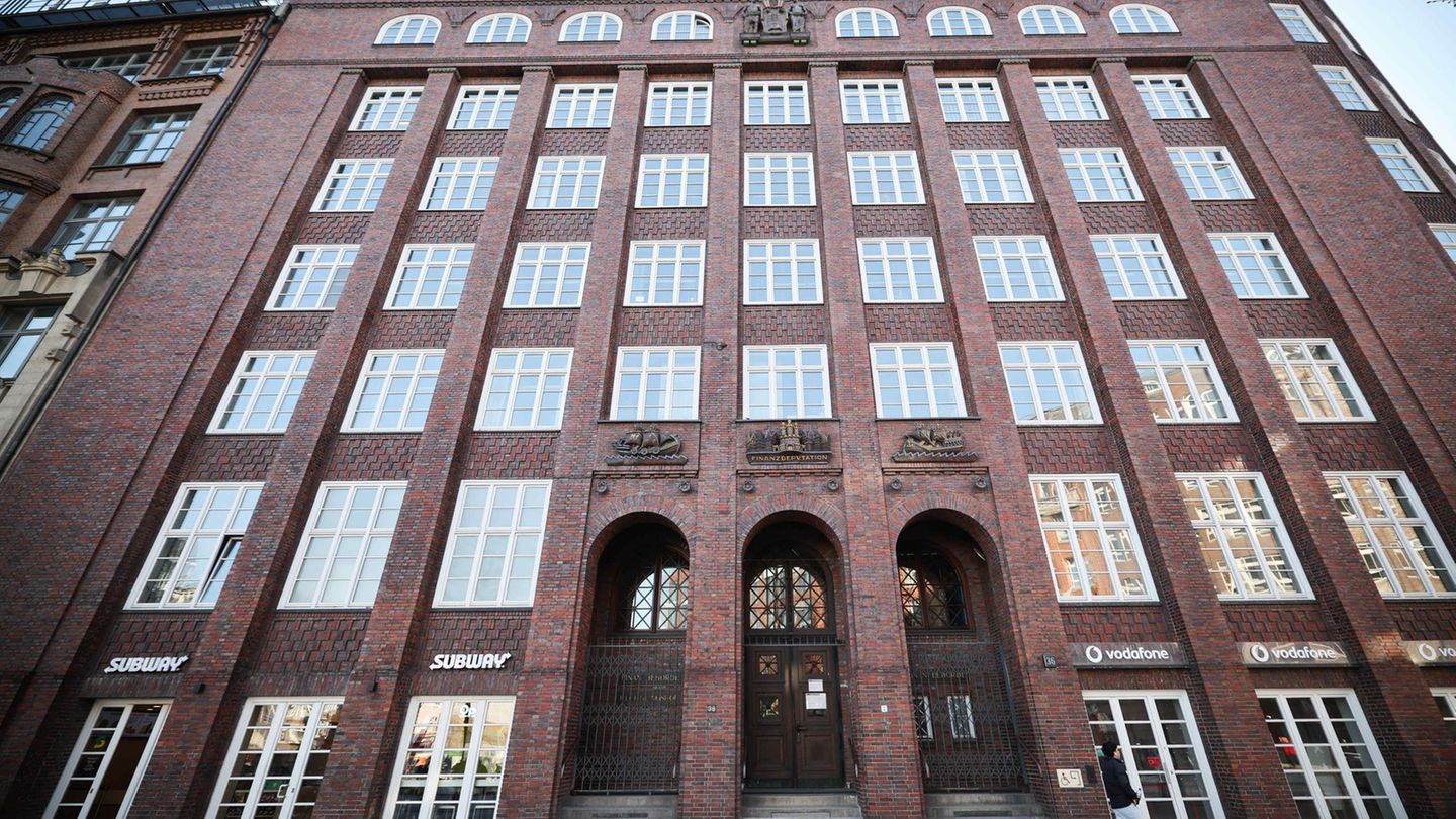 Die Hamburger Finanzämter kassierten im vergangenen Jahr so viel Gewerbesteuer wie noch nie. (Archivbild) Foto: Christian Charis