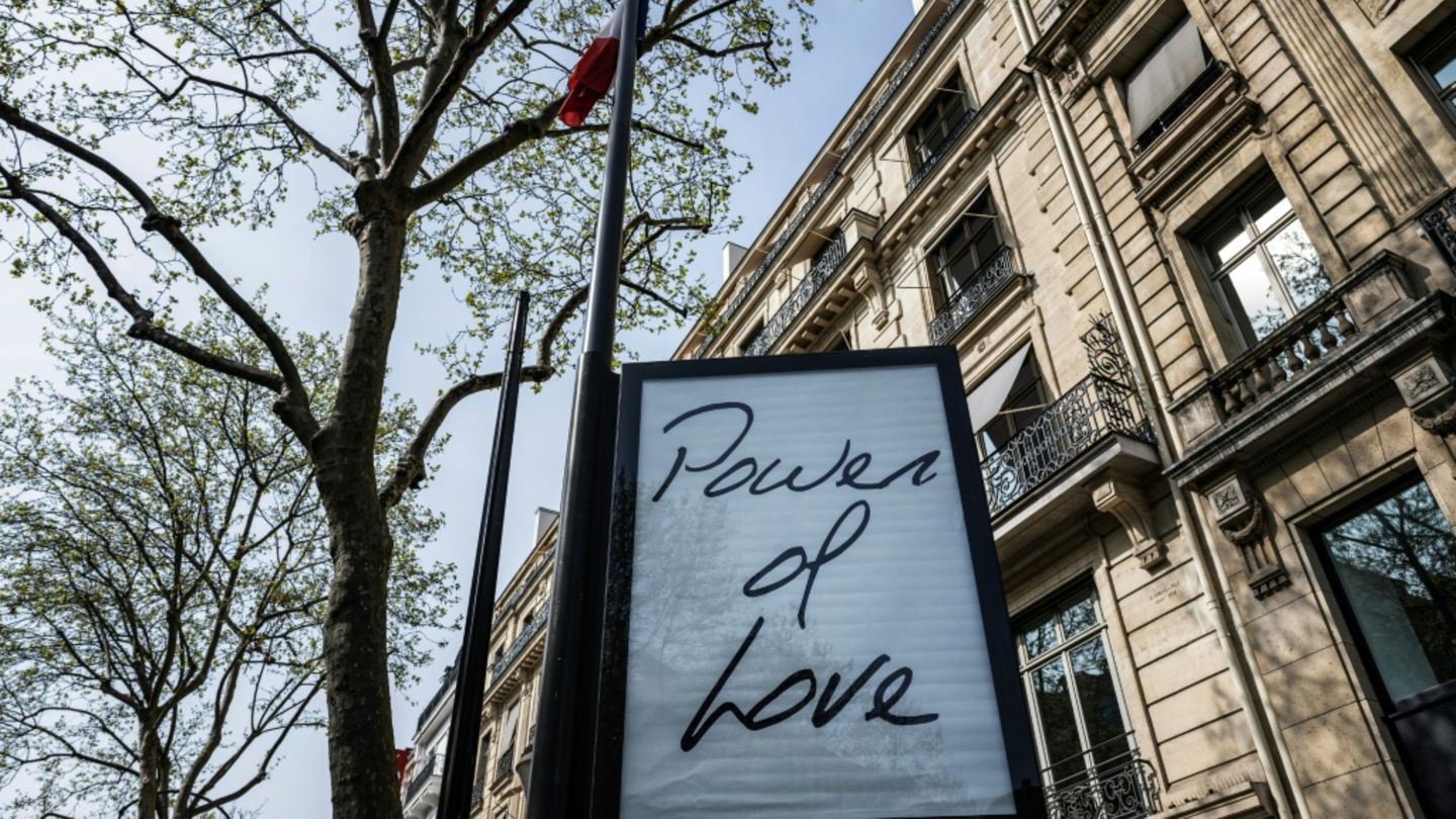 Plakat mit Songtitel