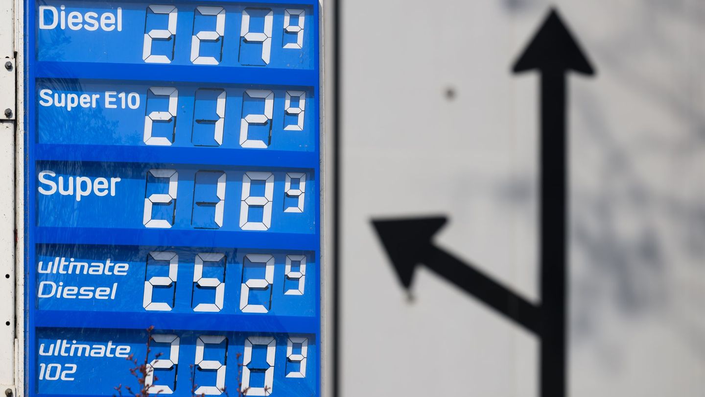 Energie: Spritpreise: Sachsen fordert Entlastungen für Verbraucher