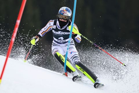 Konnte US-Star Shiffrin im Slalom nich schlagen: das deutsche Ski-Juwel Emma Aicher. Foto: Marco Trovati/AP/dpa