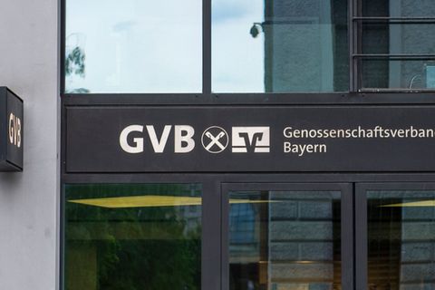 Den bayerischen Genossenschaftsbanken können bislang weder weltweite Krisen noch die Schieflage der Baywa etwas anhaben. (Archiv