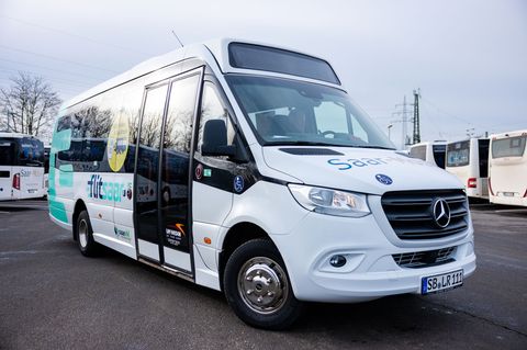 Auch im Landkreis St. Wendel sind bereits On-Demand-Kleinbusse unterwegs. (Archivbild) Foto: Laszlo Pinter/dpa