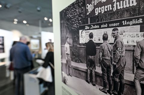 Die antisemitische Propaganda der Nazis verfing bei vielen Deutschen. Foto: Jens Kalaene/dpa