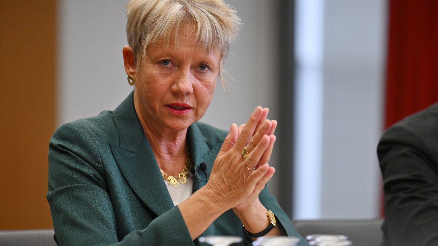 Arbeitsgerichtsverfahren: Entlassungen: Bundesrichter rechnen mit mehr Klagen