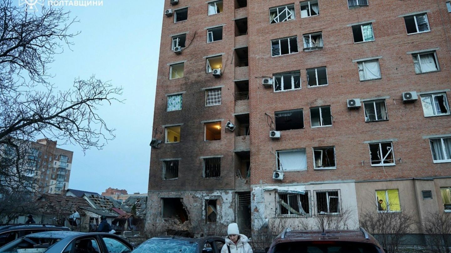 Armee: Russland greift Ukraine tagsüber mit über 400 Drohnen an - Mindestens zwei Tote