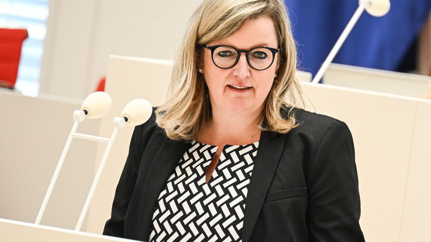 Martina Klement: Neue Ministerin für Beibehaltung der Russland-Sanktionen