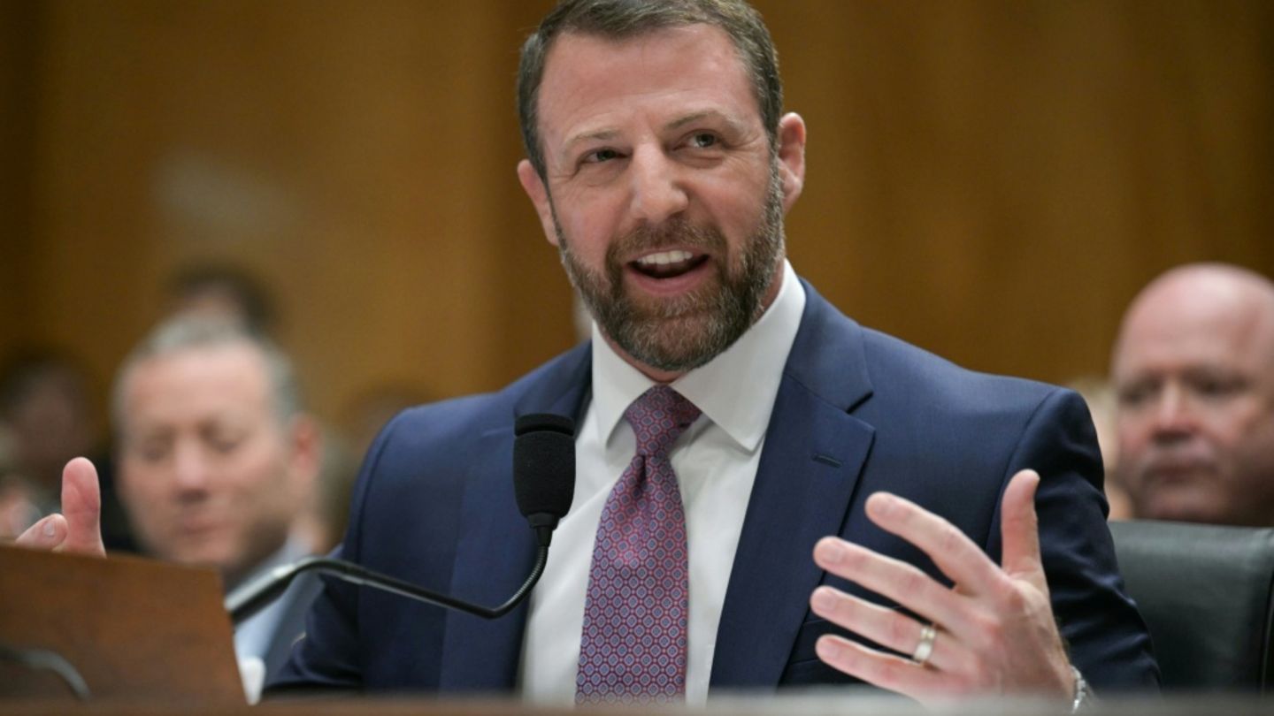 Trumps neuer Heimatschutzminister Mullin legt Amtseid ab