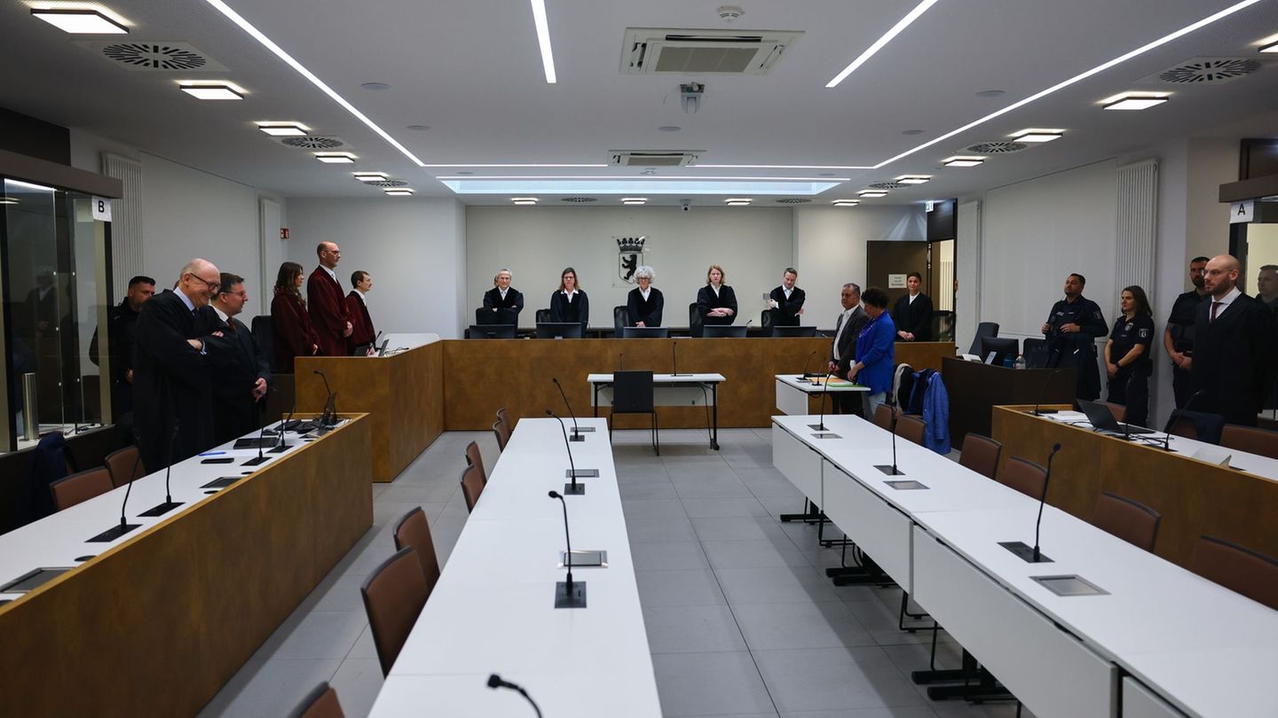 Aus Sicht der Bundesanwaltschaft haben sich die Vorwürfe gegen die Männer bestätigt. (Archivbild) Foto: Fabrizio Bensch/Reuters