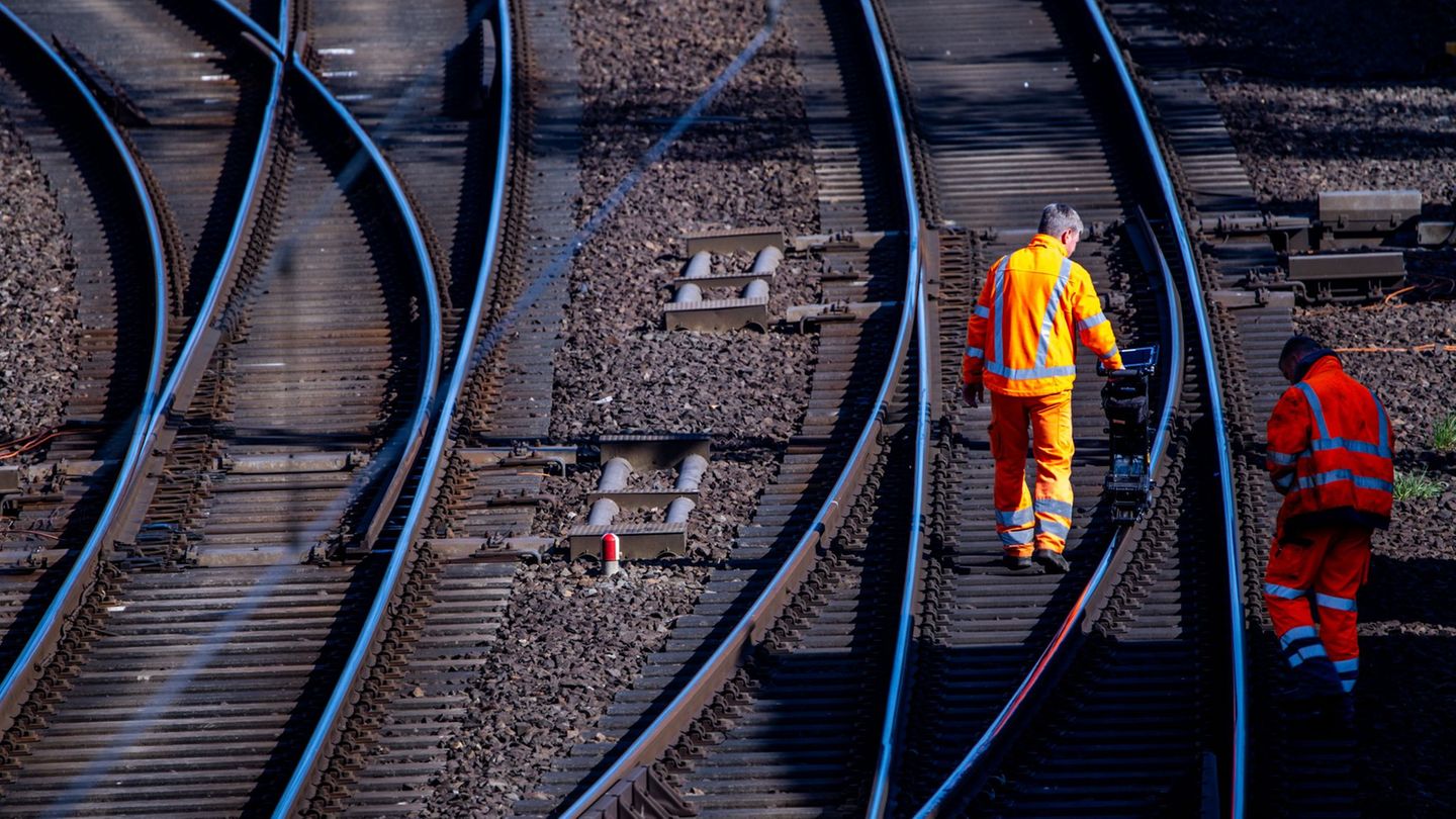 Schleswig-Holstein und Mecklenburg-Vorpommern fordern vom Bund Kompensationen nach dem Urteil zur Schienenmaut. (Symbolbild) Fot