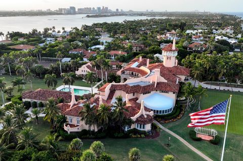 Künftig sitzt für den Wahlkreis, in dem Trumps Privatanwesen Mar-a-Lago liegt, eine Demokratin im Parlament des Bundesstaats Flo