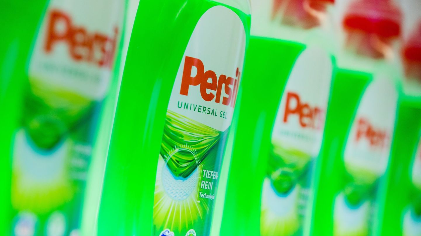 Persil gehört zu den bekanntesten Produkten von Henkel. Foto: Rolf Vennenbernd/dpa