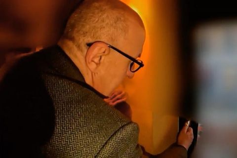 „Echte Feuerfalle“: Brandschutz-Experte prüft undercover Kneipen und Bars