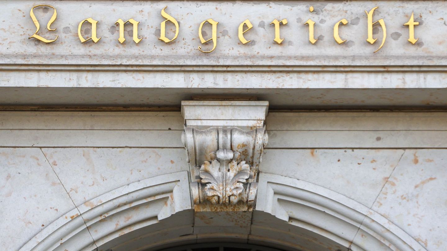 Der Mann wurde am Landgericht Leipzig zu neun Jahren und drei Monaten Haft verurteilt. (Archivbild) Foto: Jan Woitas/dpa