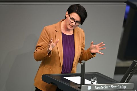 Irene Mihalic, parlamentarische Geschäftsführerin der Grünen-Bundestagsfraktion, sagt, das Strafrecht müsse sich anpassen, weil