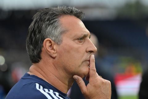 Alois Schwartz will mit Preußen Münster den Klassenerhalt schaffen. (Archivbild) Foto: Swen Pförtner/dpa