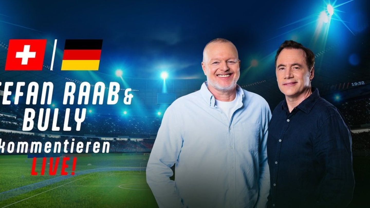Es ist nicht das erste Mal, dass sich Stefan Raab und Michael Bully Herbig mit König Fußball anlegen.