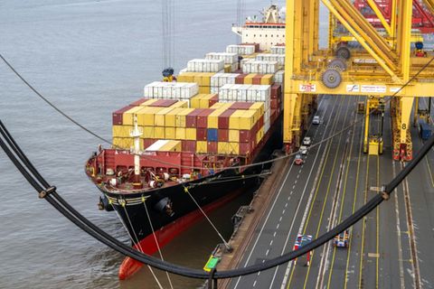 Containerverladung in Bremerhaven