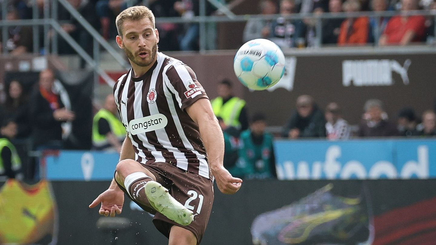 Lars Ritzka fällt nach einer Schulteroperation vorerst aus. (Archivbild) Foto: Christian Charisius/dpa