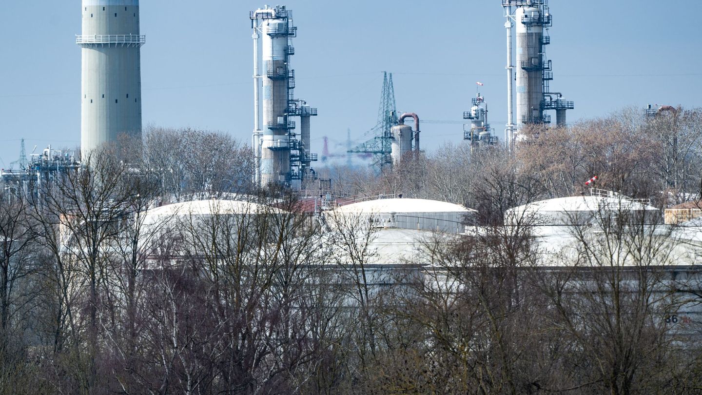 Iran-Krieg: Im schlimmsten Fall drohen Engpässe bei Treibstoffen