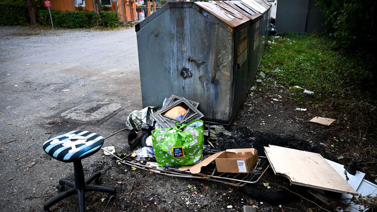 Mannheim will dem Dreck in der Stadt zu Leibe rücken. (Symbolbild) Foto: Felix Kästle/dpa