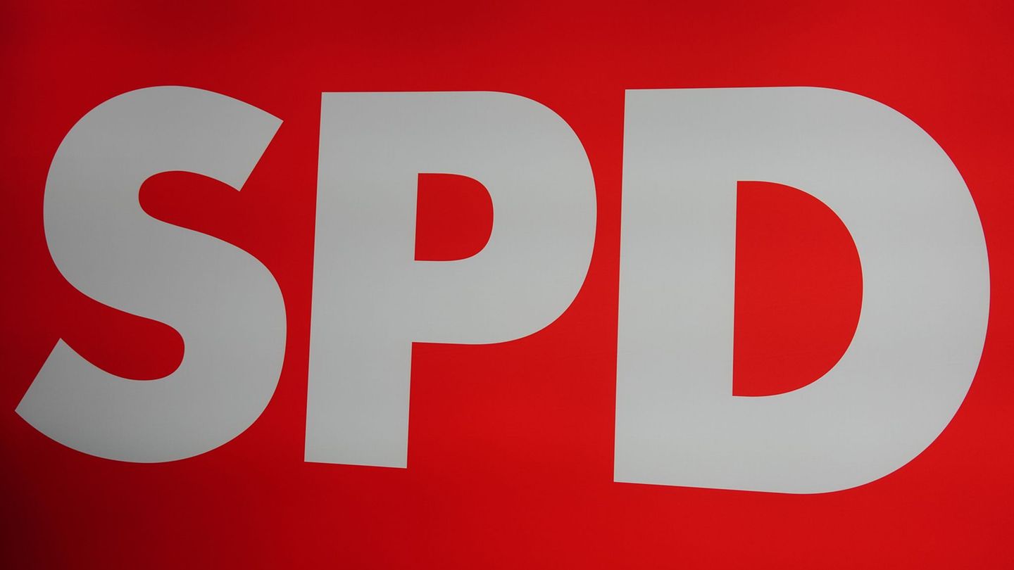 In das Büro des Abgeordneten wurde eingebrochen. (Symbolbild) Foto: Kay Nietfeld/dpa