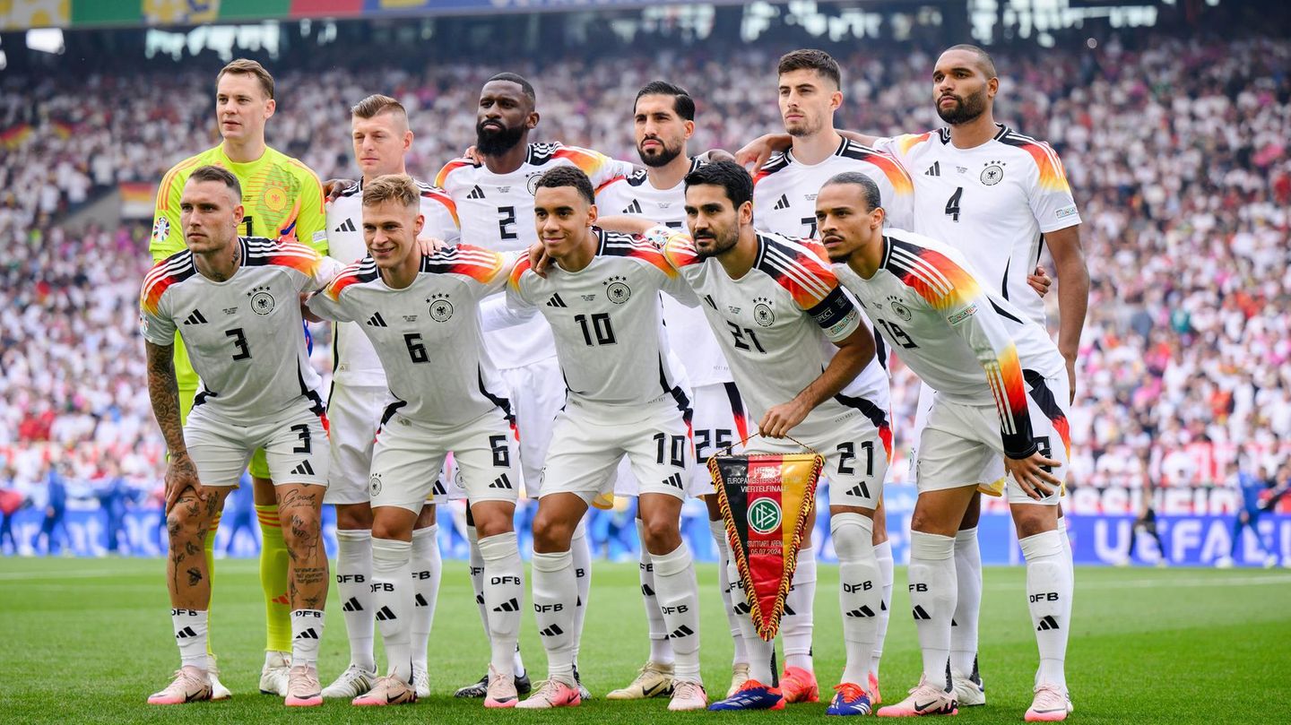 Auszug aus „Raubzug von rechts”: Wie die AfD Kulturkampf gegen die Nationalmannschaft betreibt