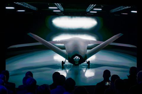 Der Drohnenhersteller Helsing will sich vergrößern und bereitet den Bau eines neuen Werks vor. Unter anderem will das Unternehme