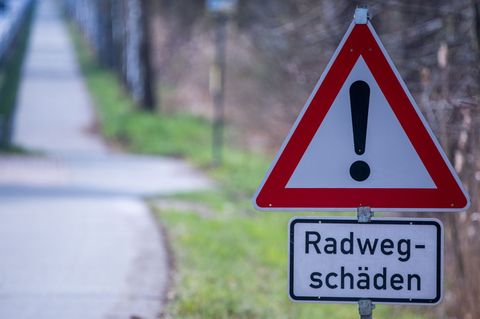 Etwa 130 Kilometer Radweg sollen insgesamt saniert werden. (Archivbild) Foto: Jens Büttner/dpa