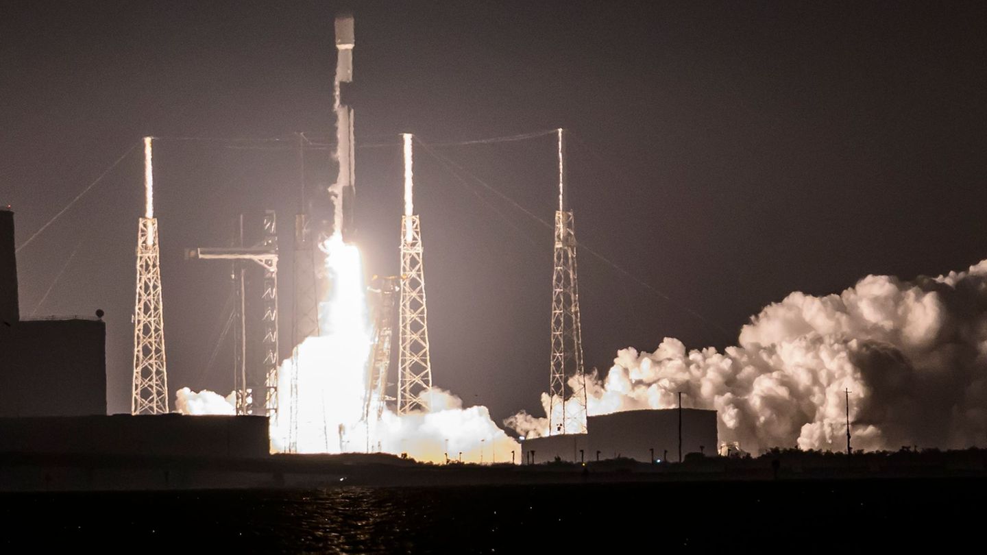 Über einen Börsengang von SpaceX wird schon lange spekuliert. (Archivbild) Foto: Jennifer Briggs/ZUMA Press Wire/dpa
