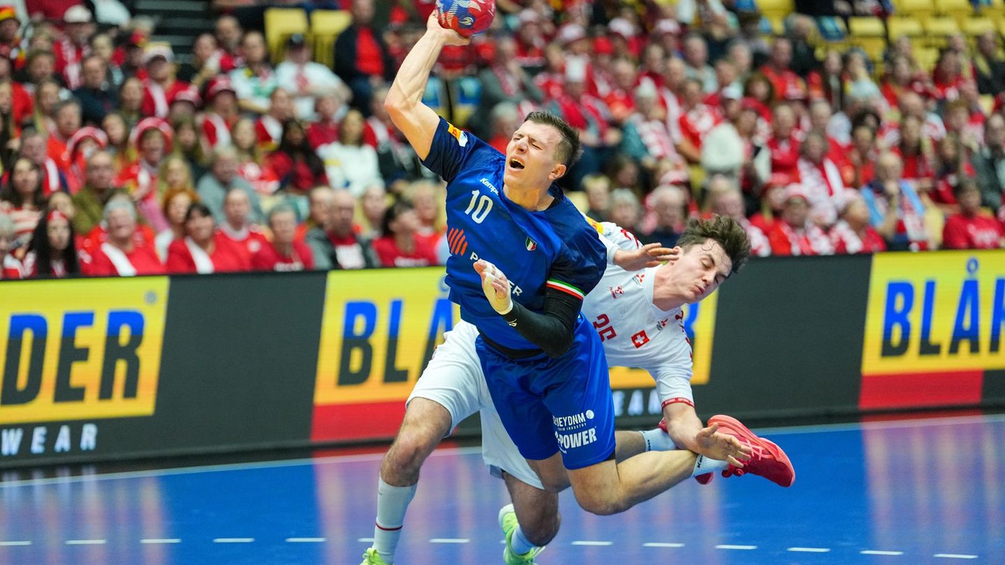 Der Italiener Marco Mengon vom TVB Stuttgart fällt mit Kreuzbandriss aus. (Archivbild). Foto: Soeren Stache/dpa