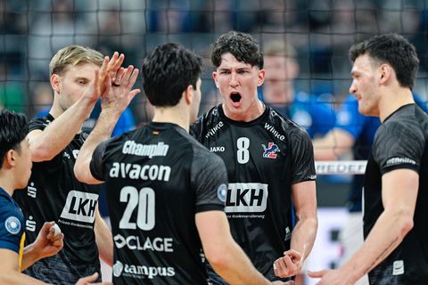 Die SVG Lüneburg steht im Halbfinale des CEV-Pokals. (Archivbild) Foto: Uwe Anspach/dpa