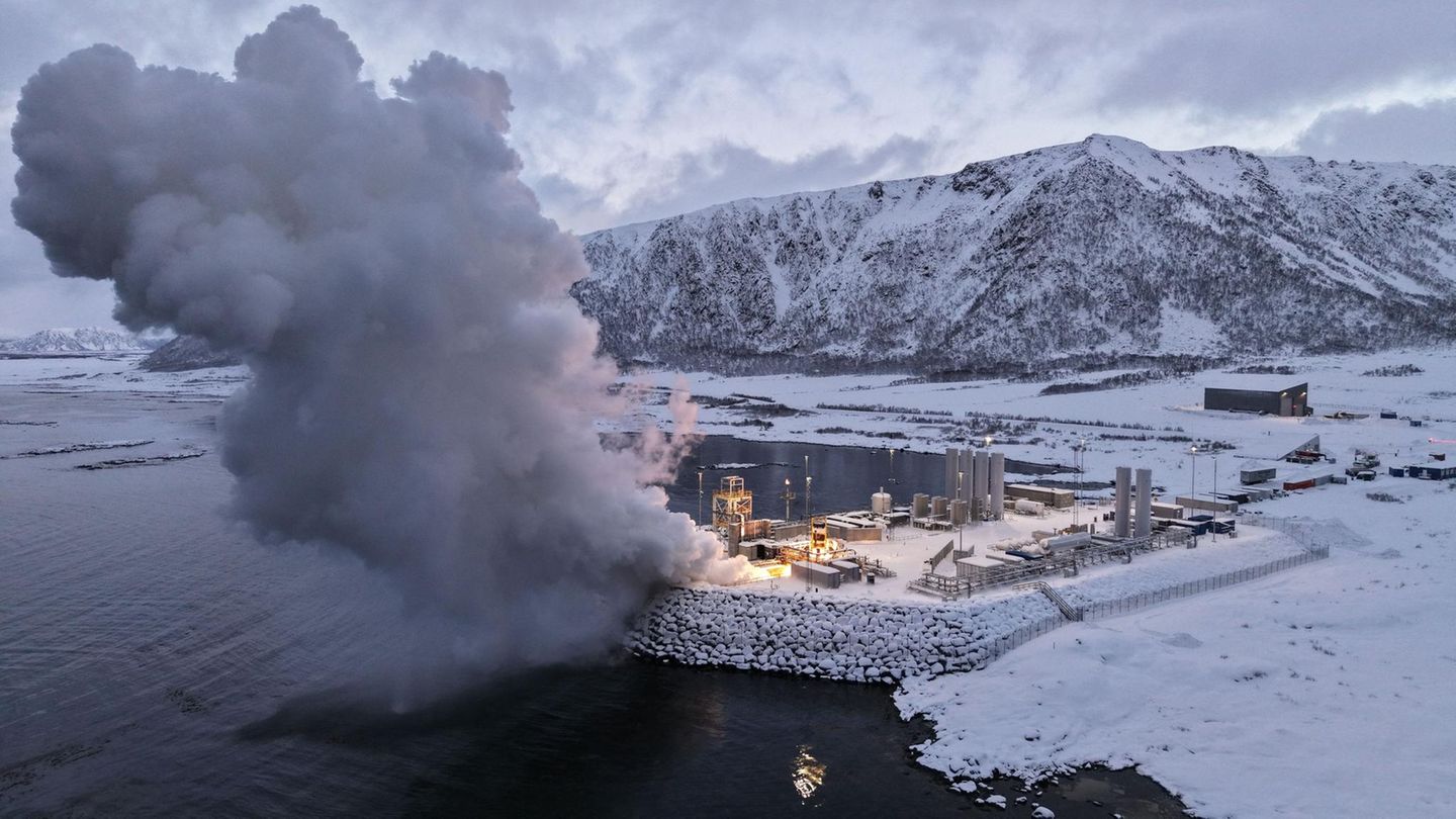 Weltraumbahnhof Andøya: Zweiter Testflug deutscher Isar-Aerospace Rakete kurz vor Start abgebrochen