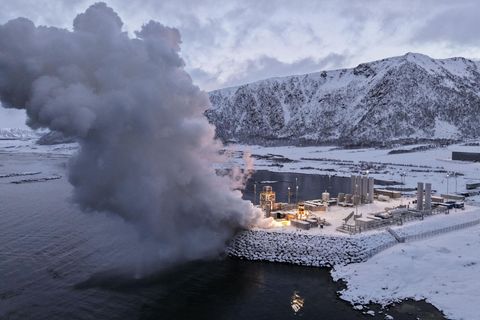 Vorbereitungen für den zweiten Teststart der „Spectrum“-Rakete des deutschen Herstellers Isar Aerospace in Norwegen