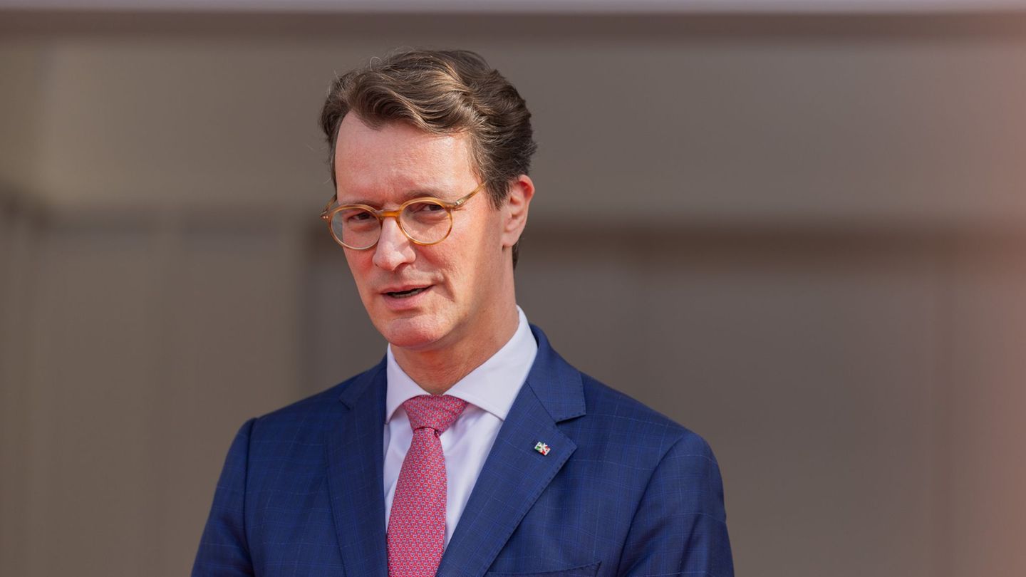 Reformdebatte: NRW-Regierungschef lobt Klingbeils Ideen für modernen Staat