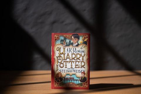 Weihnachten 2026 soll die neue "Harry Potter"-Serie anlaufen. (Archivbild) Foto: Daniel Reinhardt/dpa