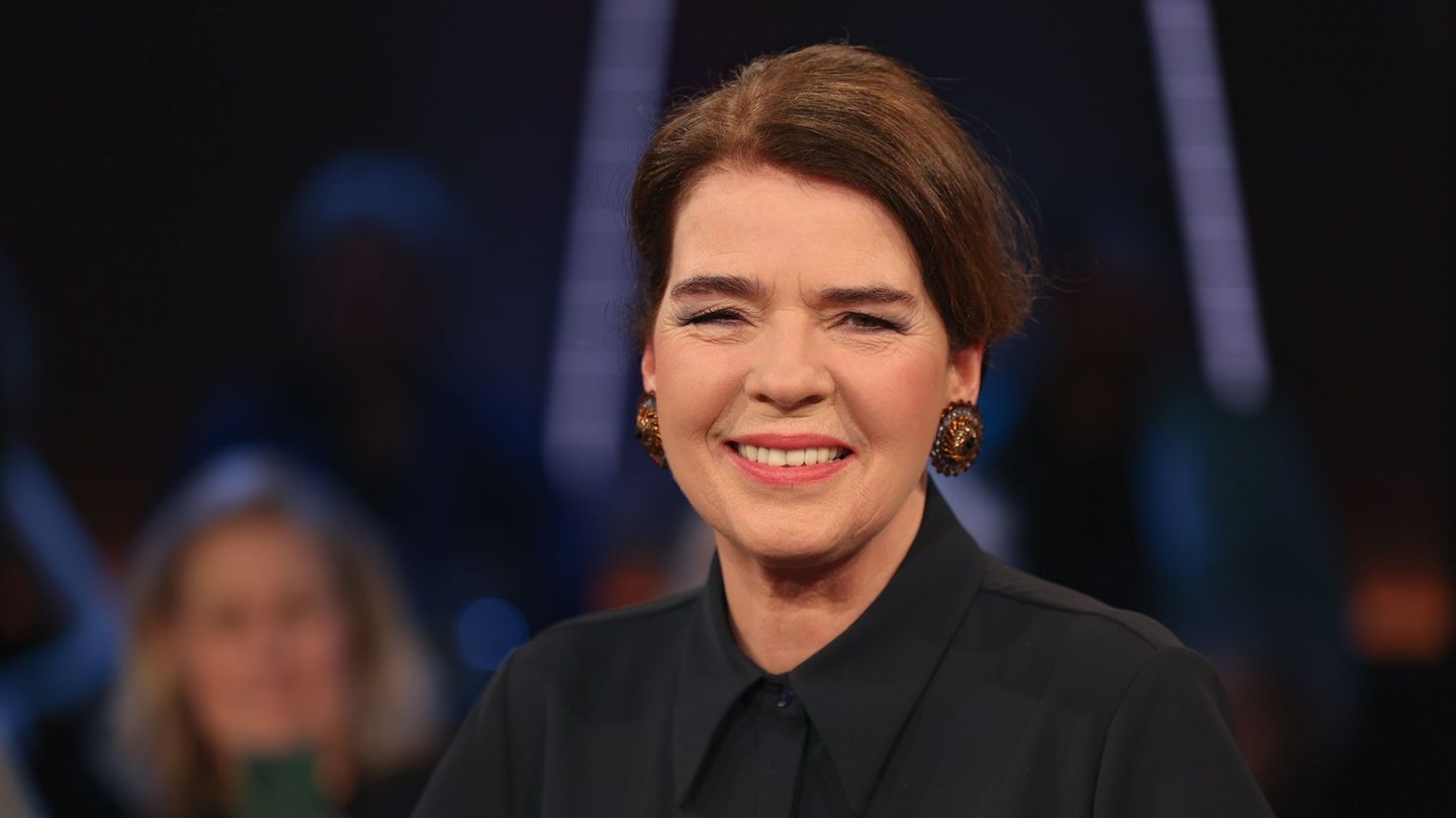 Internet-Ikone: „Tagesschau“-Sprecherin Susanne Daubner feiert 65. Geburtstag