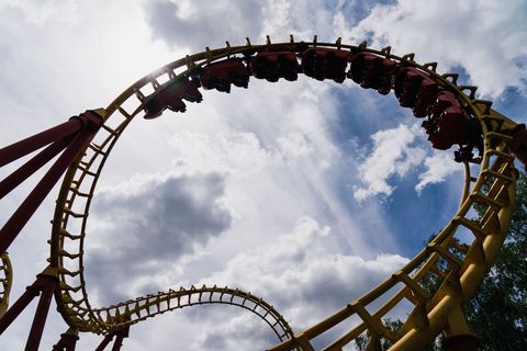 In diesen Tagen werden in den bayerischen Freizeitparks wieder die Achterbahnen in Betrieb genommen. (Archivbild) Foto: Nicolas