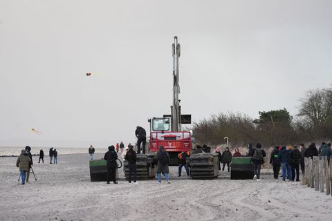 Bald soll eine weitere Rettungsaktion starten. Foto: Marcus Brandt/dpa