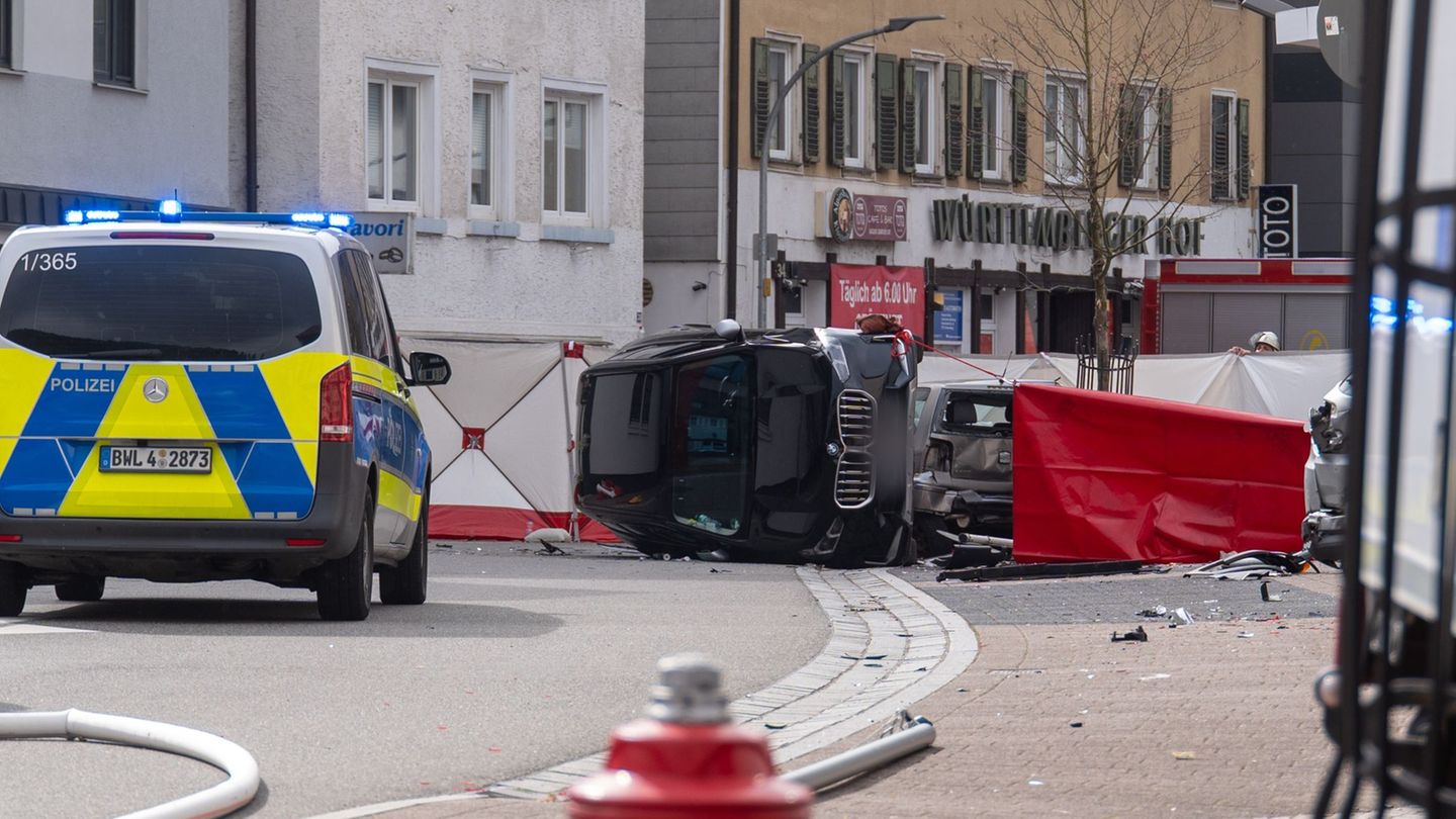 Lastwagen außer Kontrolle: Mann überlebt Schramberger Unfall mit viel Glück