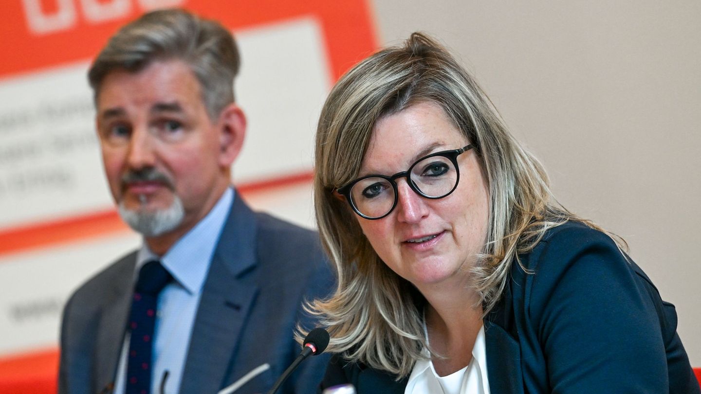 Die neue Wirtschaftsministerin Martina Klement (CSU) will zuversichtlich auf die Unternehmensentwicklung 2026 in Brandenburg sch