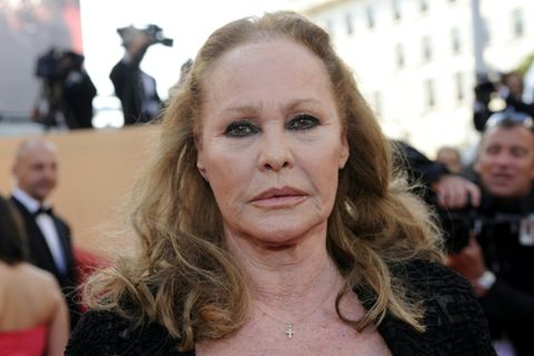 Ursula Andress 2010 beim Filmfestival in Cannes