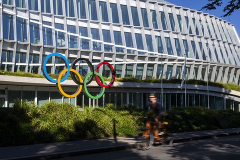 Das IOC fordert Geschlechtstests von allen Sportlerinnen für die Teilnahme an internationalen Wettbewerben. (Archivbild) Foto: M