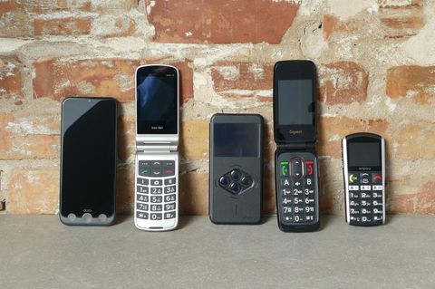 Seniorenhandy Test: Fünf Geräte