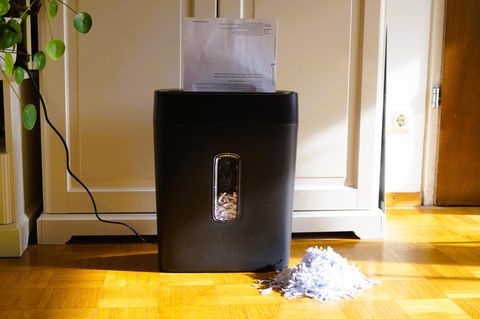 Aktenvernichter Test: Fünf Geräte
