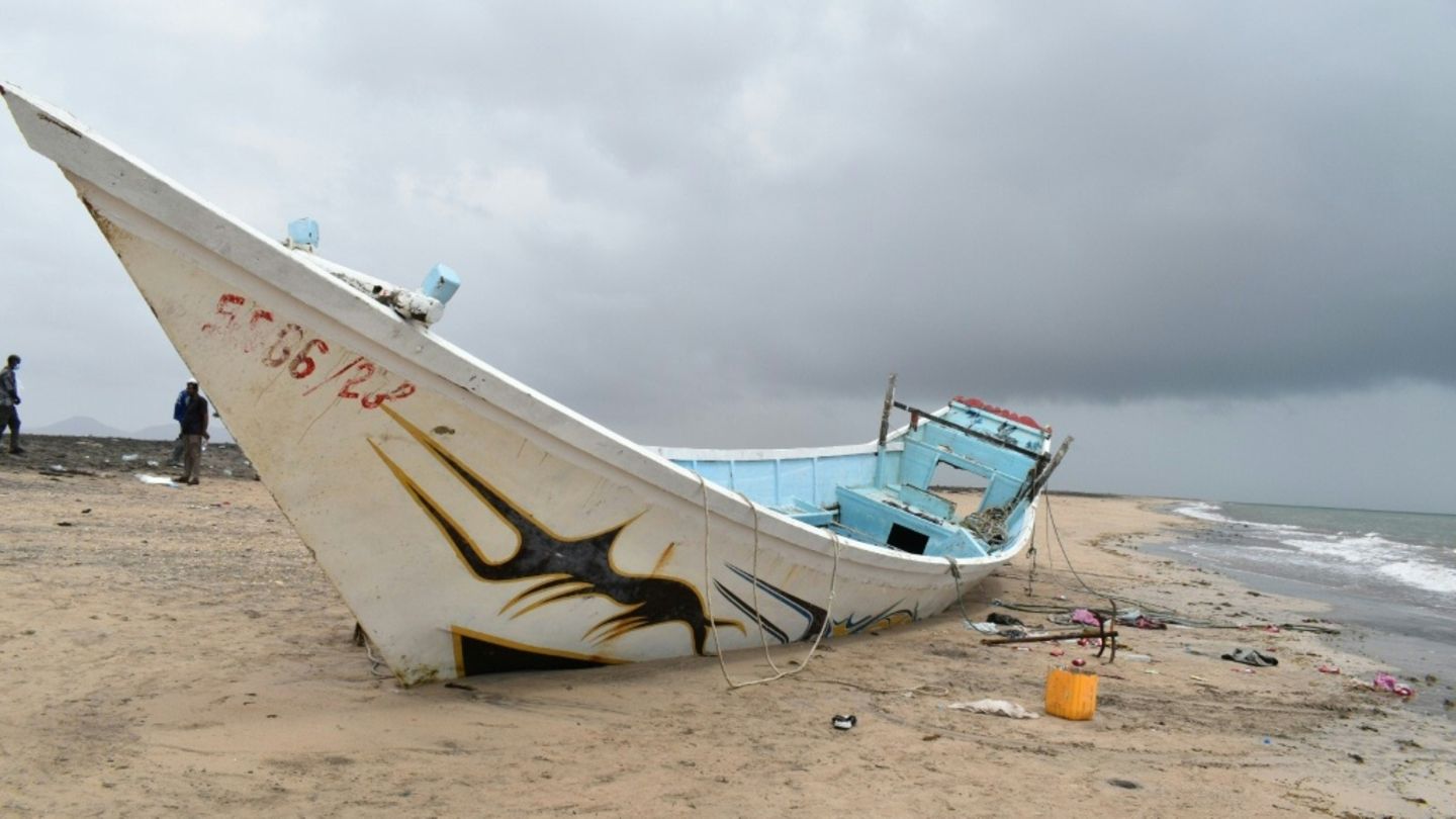 EU-Parlament votiert mit AfD-Stimmen für Abschiebezentren
