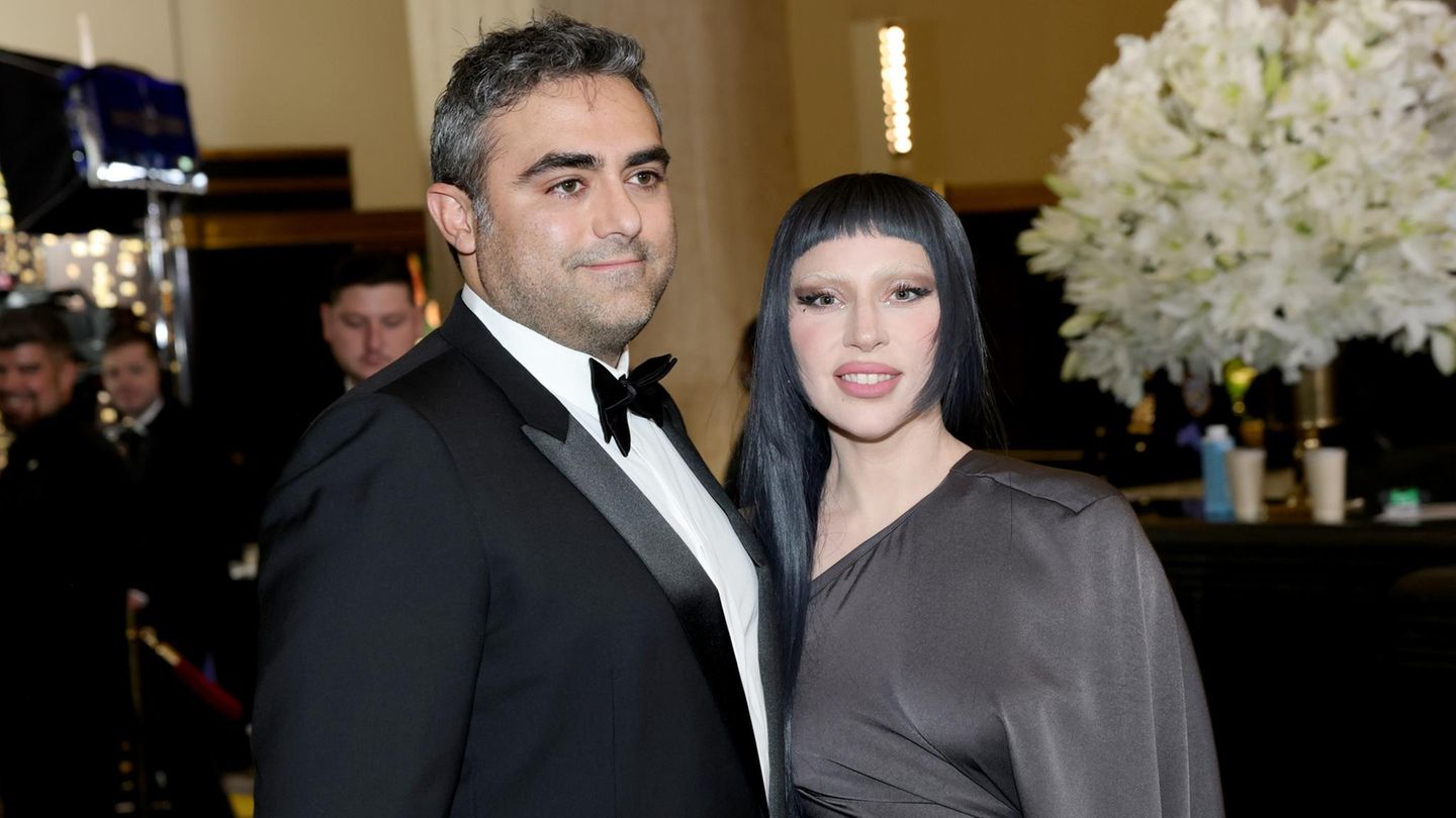 Lady Gaga mit ihrem Verlobten Michael Polansky